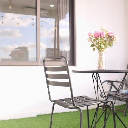 The Navis Hotel & Apartment Da Nang Bagian luar foto